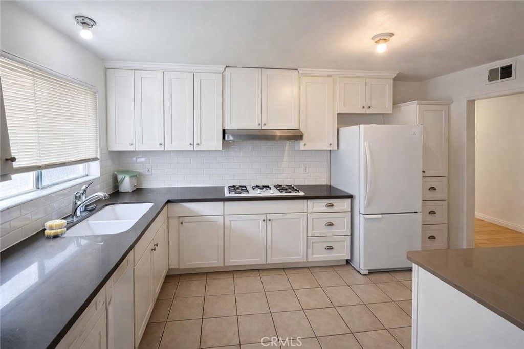 Photo of 15502 Williams Street, Tustin, CA 92780 (MLS # WS26070953)