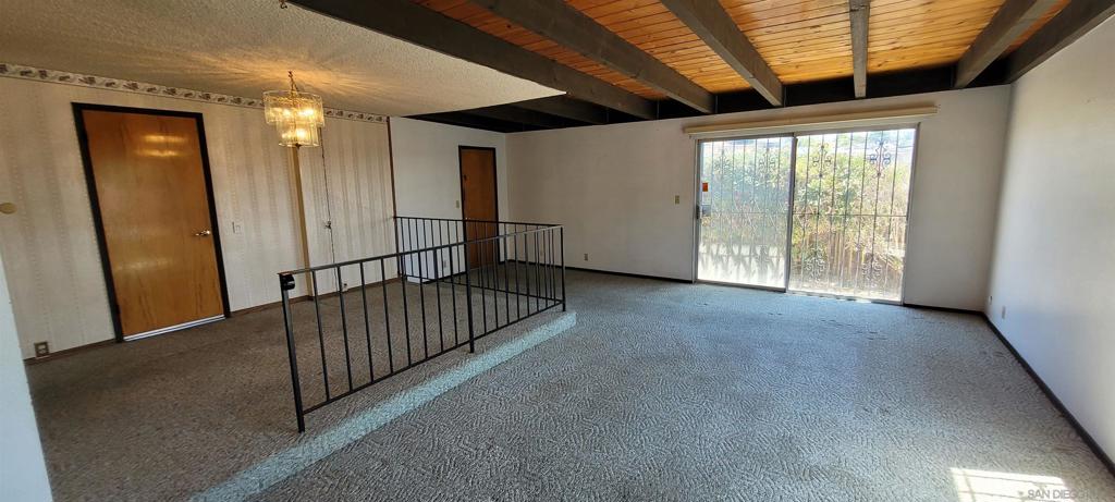 7693 Woodbine Way