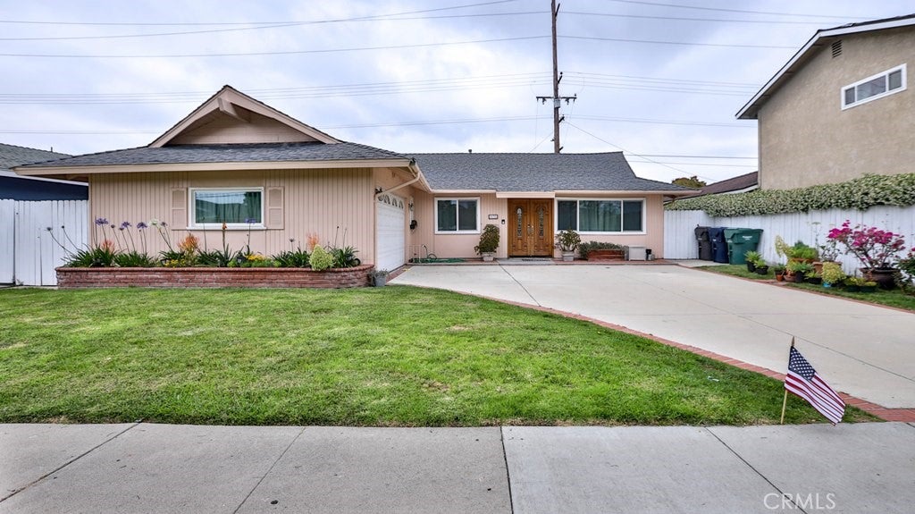 6631 Walton Dr, Huntington Beach CA 92647 - Photo 1