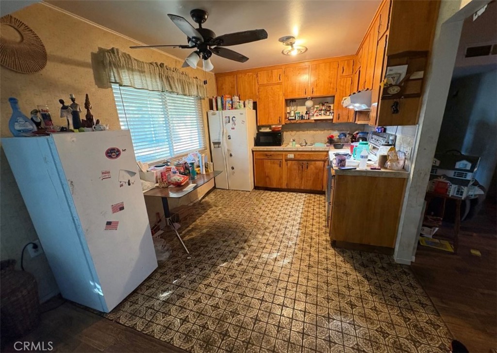 3095 W Bellaire