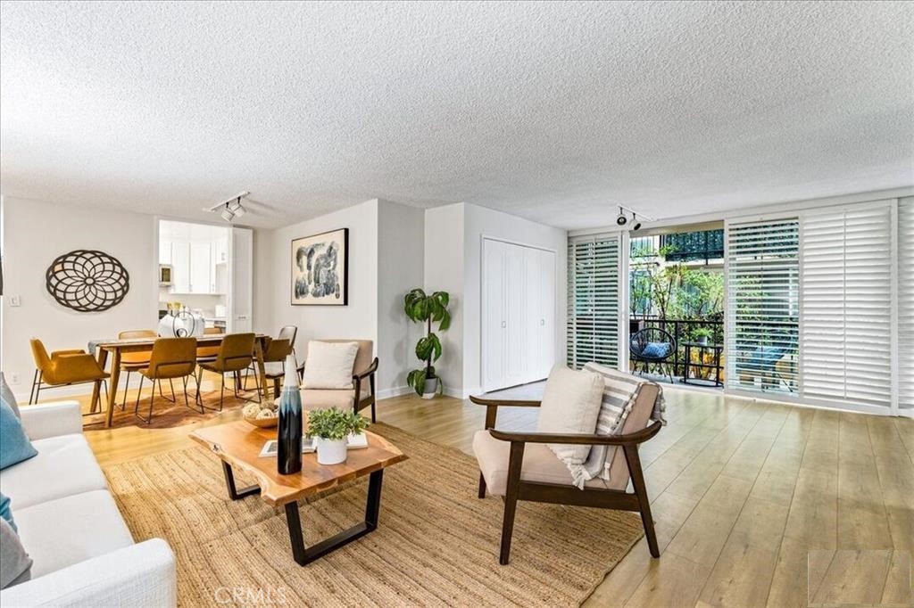 Welcome to the Durant Towers, a beautiful Security Building at its best! This light and bright stunning 1 Bedroom, Den and 2 Baths Condominium has been remodeled with gorgeous wood flooring throughout. The Kitchen boasts new white cabinets, Quartz counters, and stainless appliances. Located in the heart of Beverly Hills, overlooking the Courtyard entrance to the building and walking distance to Rodeo Drive, as well as incredible restaurants. Beverly Hills High, Century City and The Peninsula Hotel are around the corner. Security building, underground tandem parking, large and spacious rooftop with magnificent skyline views, swimming pool, BBQ and entertaining area for friends and family and a Sundeck. The unit comes with 2 parking spaces. This stunning Condo feels like a true home. Come and see for yourself!
Email or text for showing. Showing with appointment.
