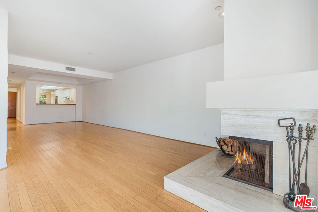 Properties 2 110 Ocean Park Boulevard 213