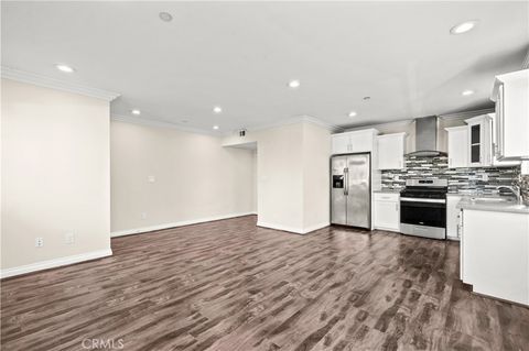 Photo of 4812 Saturn Street, Los Angeles, CA 90019 (MLS # PW26054089)