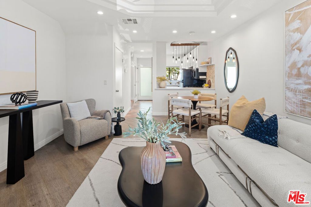 Photo of 2500 Abbot Kinney Boulevard #7, Venice, CA 90291 (MLS # 26638713)