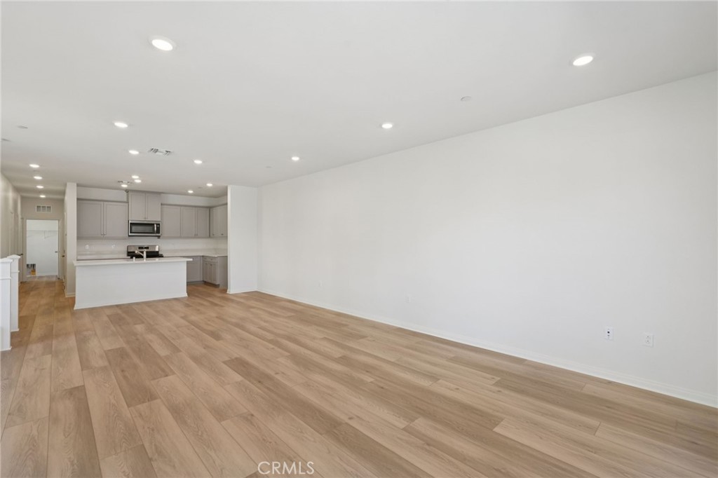 4284 S Hermosa Paseo