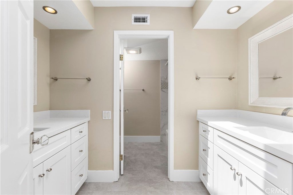 22931 Calle Azorin, Mission Viejo CA 92692 - Photo 15