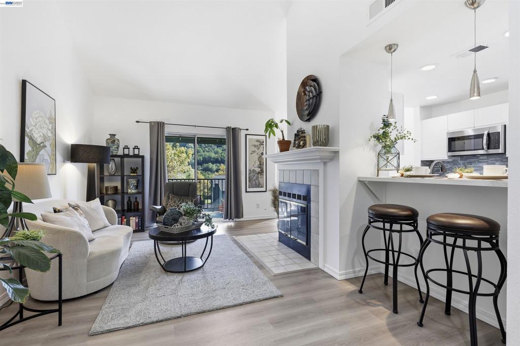 8040 Mountain View Dr DR