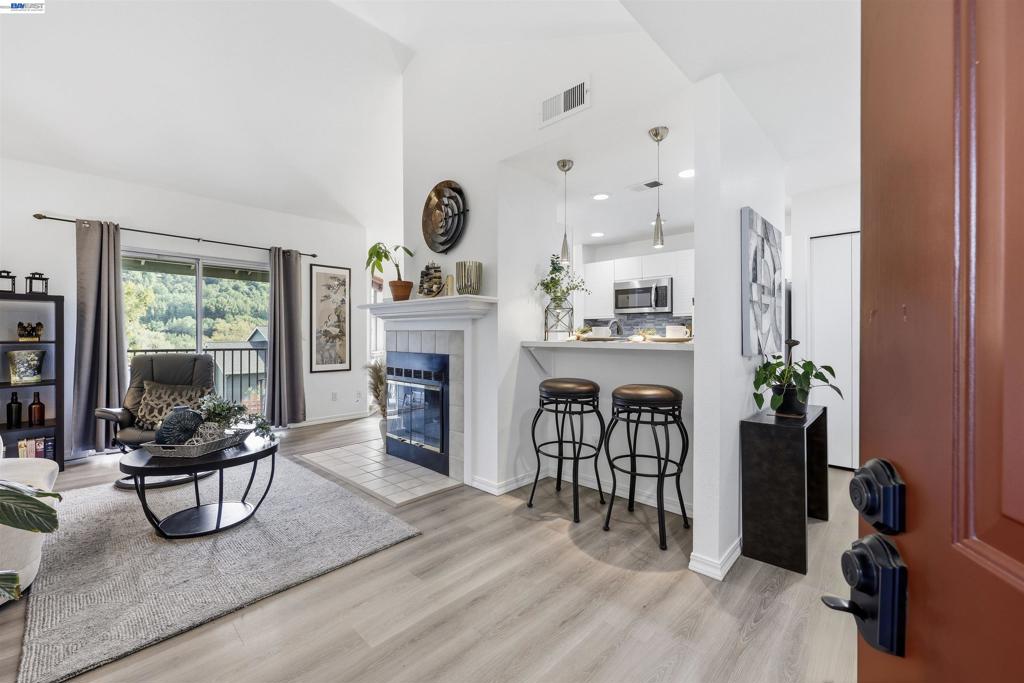 8040 Mountain View Dr D