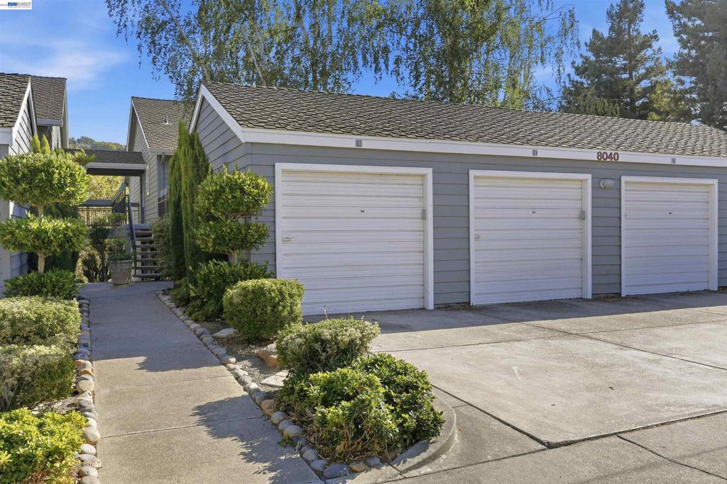 8040 Mountain View Dr DR D, Pleasanton CA 94588