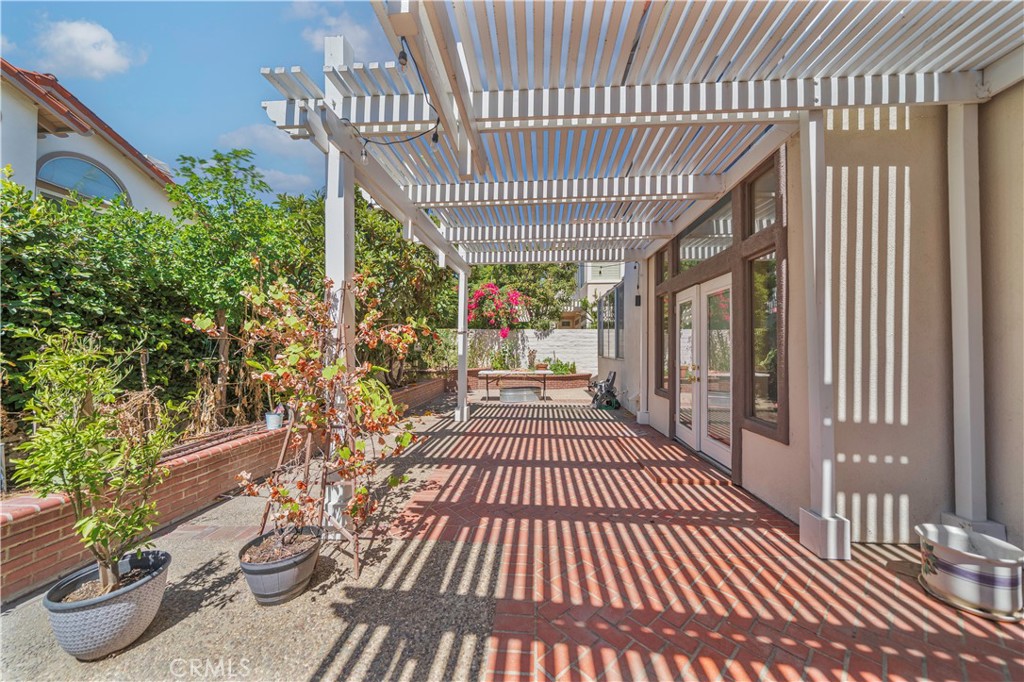 Park Solano (PKSL) - Residential Lease