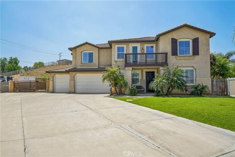 Photo of 460 Bareback Court, Norco, CA 92860 (MLS # IV26089667)