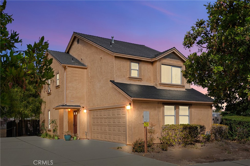 Discover 249 Colt Ln, a charming 3 bedroom, 2.5 bathroom home in a sought after Nipomo HOA community off Oakglen. This prime location offers the best of both worlds: peaceful living with unbeatable convenience.
Inside, you'll find a bright, welcoming interior and a functional layout designed for modern living. The master bedroom features ample natural light, a private ensuite bathroom, and a spacious walk in closet. Two additional bedrooms, also bathed in natural light, offer comfortable spaces for family or guests and share a well-appointed full bathroom. You'll find plush carpeting throughout the stairs and all bedrooms, adding warmth and comfort.
Enjoy easy access to local restaurants and grocery stores, plus shared open spaces perfect for soaking up the Nipomo sunshine. With major freeways nearby, commuting is a breeze. Embrace the Nipomo lifestyle in this exceptional home!