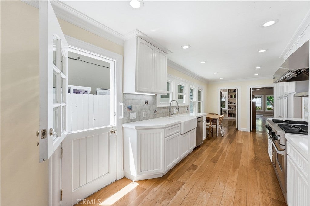 1617 E Balboa Boulevard, Newport Beach CA 92661 - Photo 9