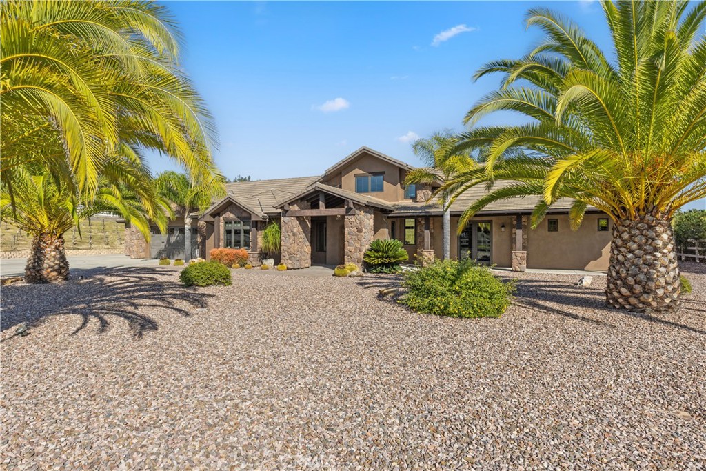 41570 Avenida Bordeaux