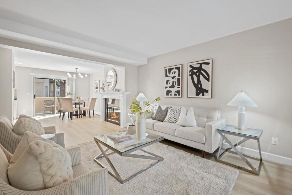 703 Hibiscus Place