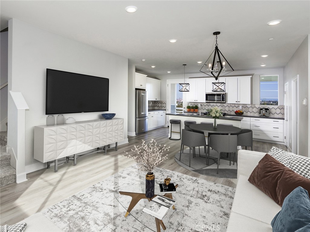 1474 Skyline Lane