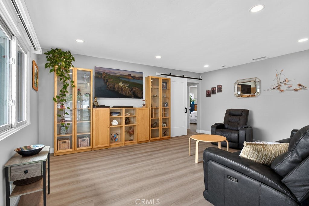 1010 W 19th