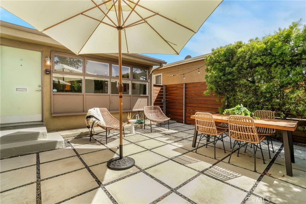 Photo of 2404 Ocean Park blvd Blvd #1, Santa Monica, CA 90405 (MLS # SB25219948)