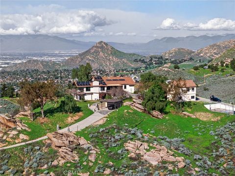 20682 Hill Top Drive Riverside CA 92507