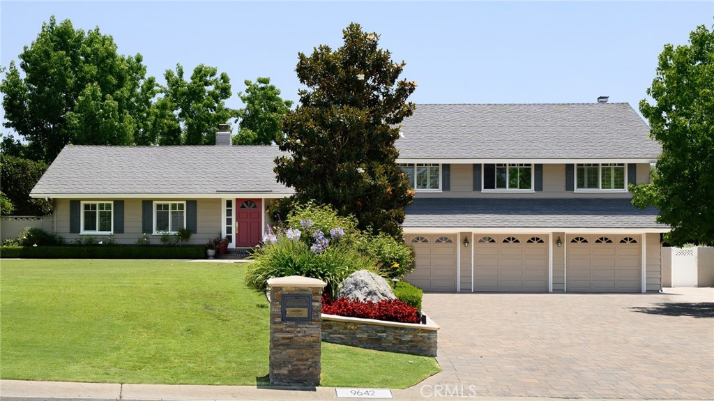 9642 James Circle