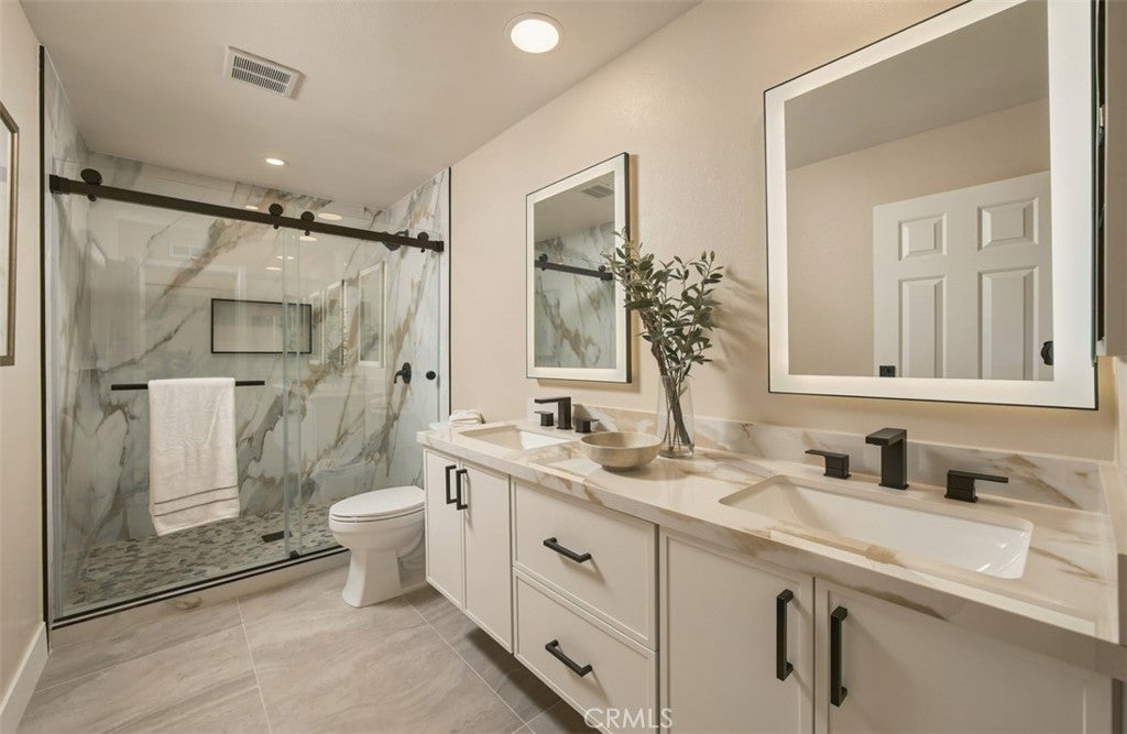 18 Hillsdale, Newport Beach CA 92660 - Photo 50