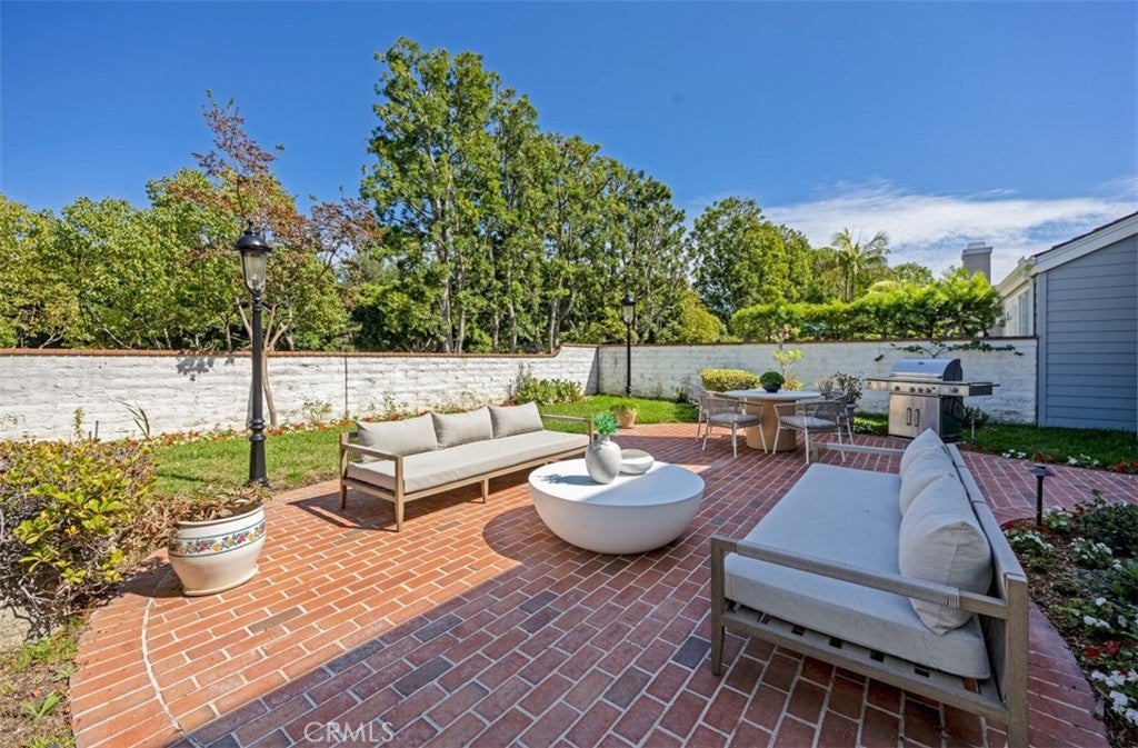 18 Hillsdale, Newport Beach CA 92660 - Photo 28