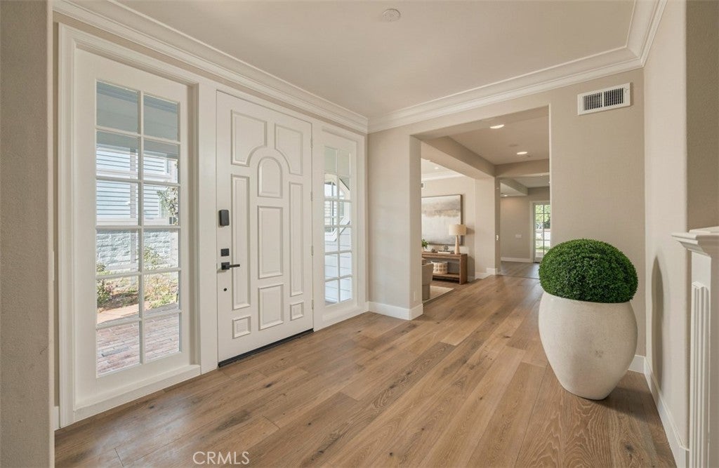 18 Hillsdale, Newport Beach CA 92660 - Photo 11