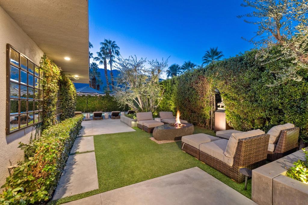 Indian Canyons - Residential