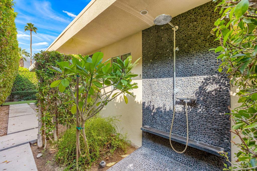Indian Canyons - Residential