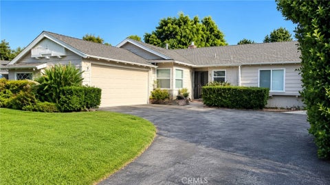 Photo of 16508 Knapp ST, North Hills, CA 91343 (MLS # SR26179194)