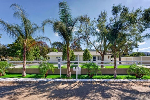 Photo of 2005 07 Camino Rainbow, Fallbrook, CA 92028 (MLS # PTP2607291)