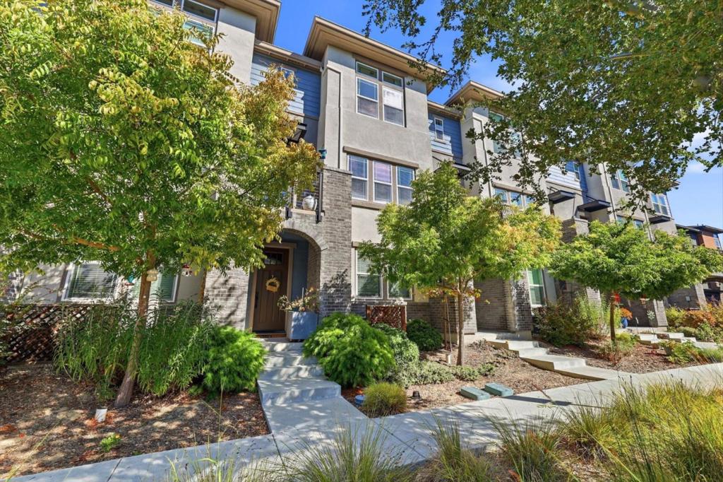 561 San Pasqual Terrace 4, Sunnyvale CA 94085