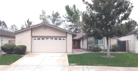 718 Via La Paloma, Riverside, CA 92507 - MLS#: OC25221619
