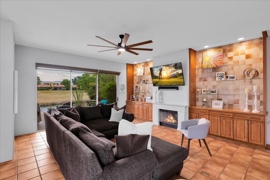 Mission Hills East - Residential