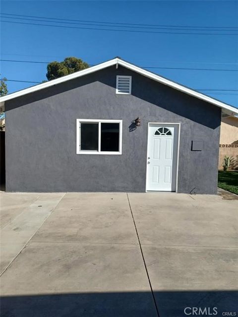 Photo of 44290 Glenraven Rd, Lancaster, CA 93535 (MLS # IV26045053)