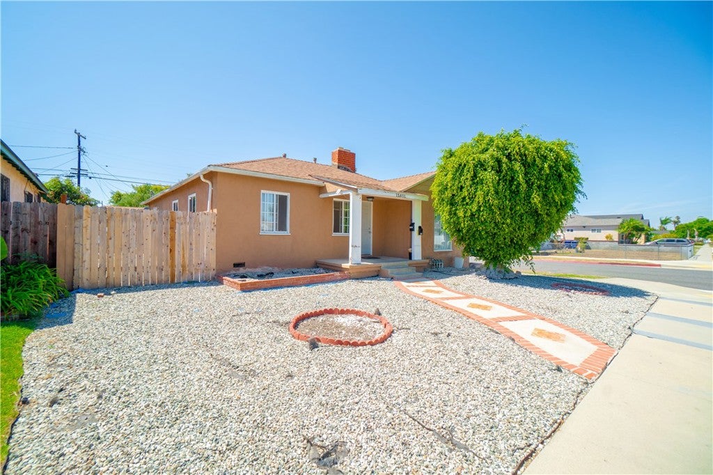 15401 Faysmith