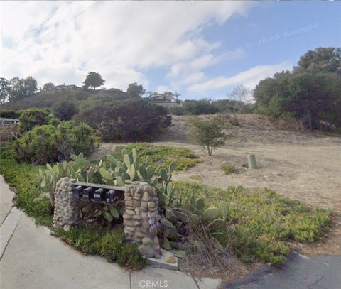 Photo of 0 Old Stone, Poway, CA 92064 (MLS # SR26189716)
