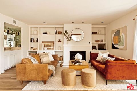 1942 Grace Avenue 118 Los Angeles CA 90068