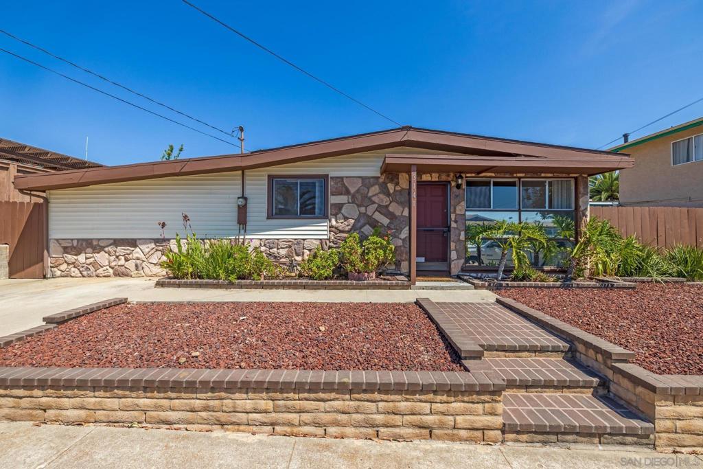 3141 Admiral Ave