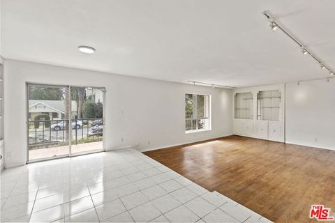 Photo of 1033 6TH Street #110B, Santa Monica, CA 90403 (MLS # 25553567)