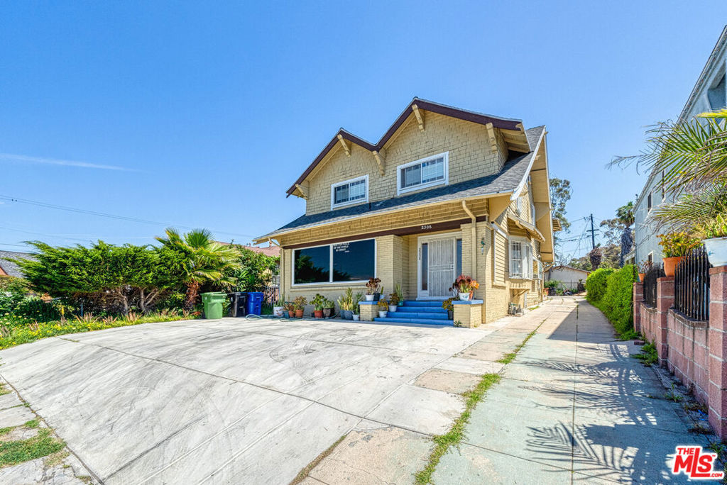 2308 11th Avenue