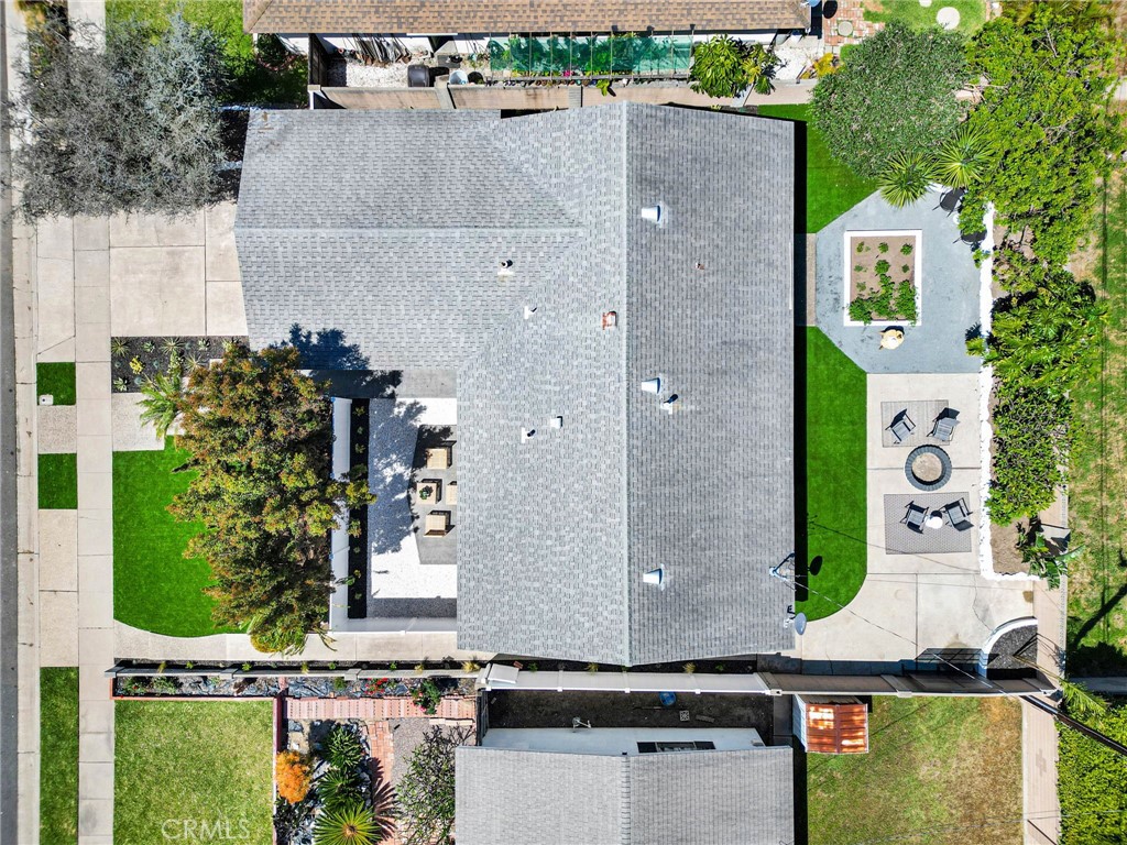 Huntington Beach, California, 92647, United States, 3 Bedrooms Bedrooms, ,2 BathroomsBathrooms,Residential,Active,2037140