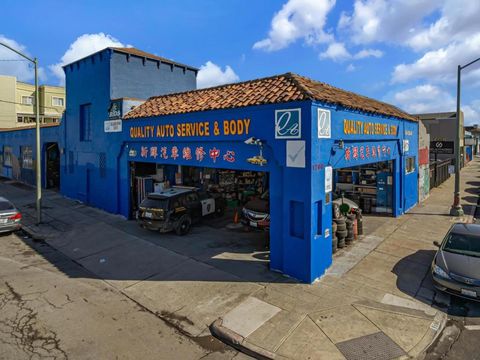 1200 E 12th Street Oakland CA 94606