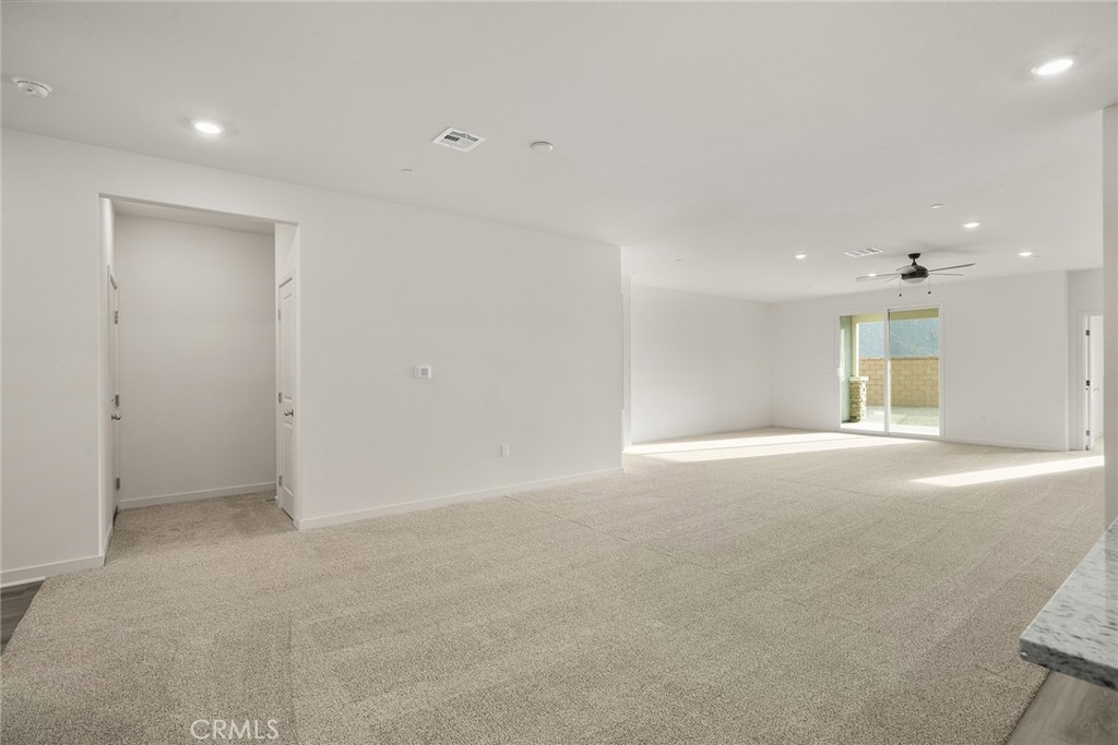 887 Longhorn Drive