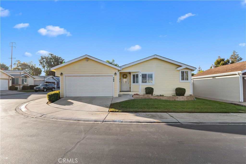 Properties 1 140 W Pioneer 100