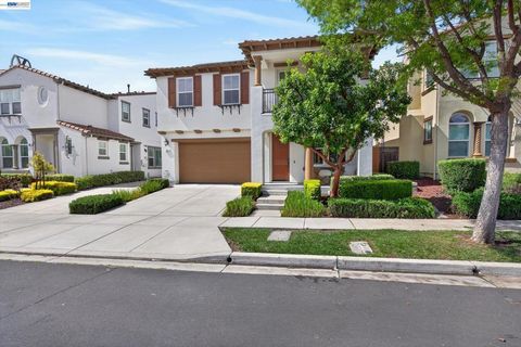 Photo of 513 Crocus Hill Ct Ct, San Ramon, CA 94582 (MLS # 41133969)