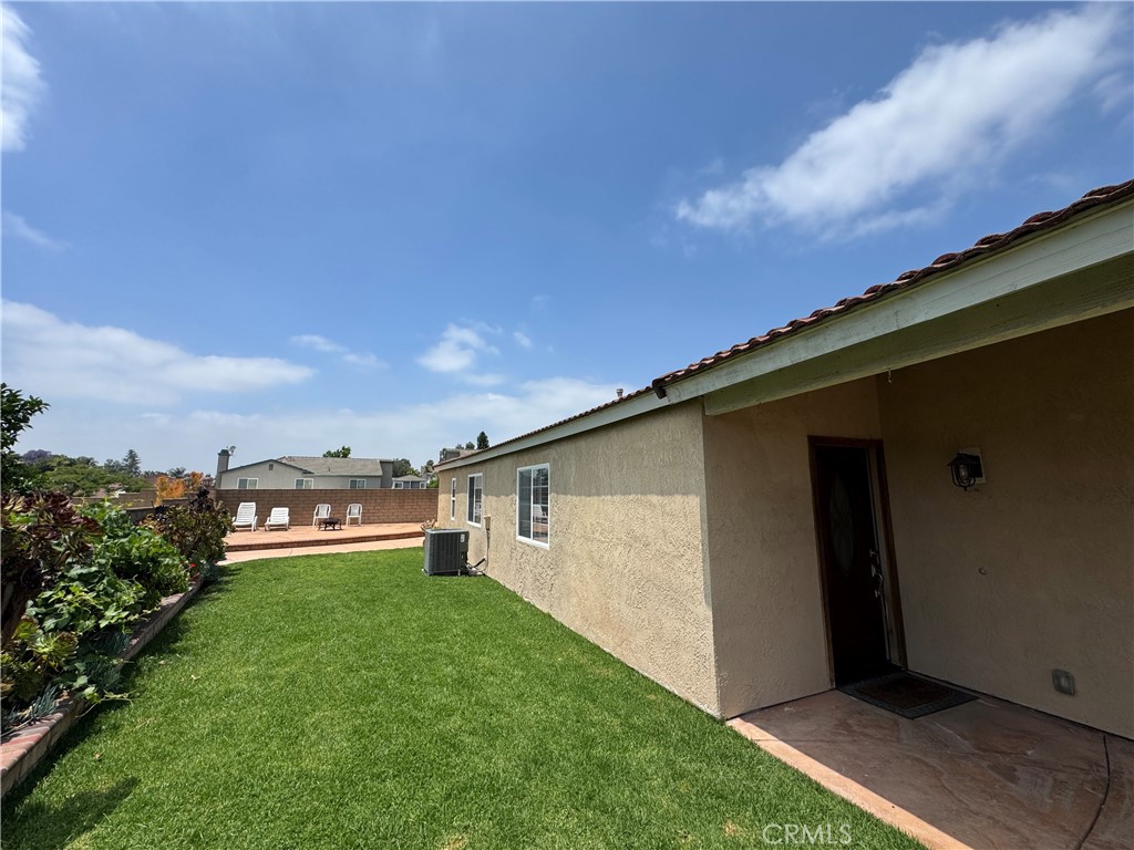 1101 Hourglass Place
