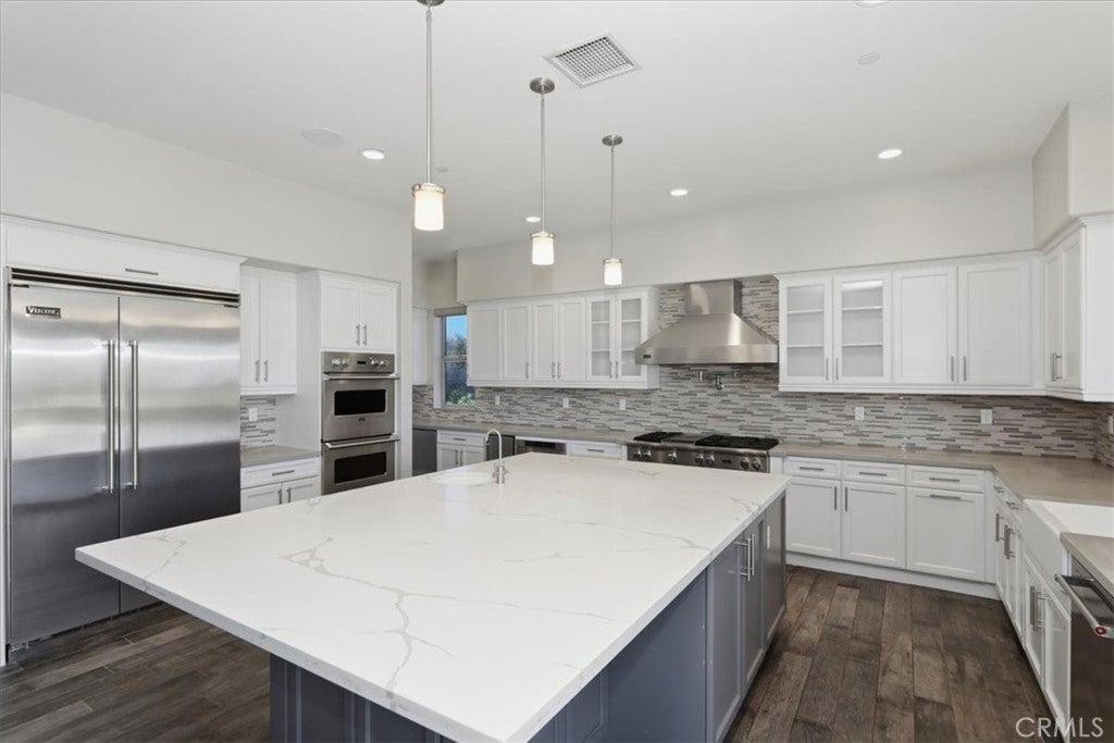 41987 Arbor Glen