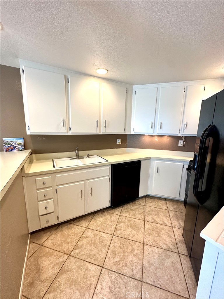 1072 Calle Del Cerro 1705