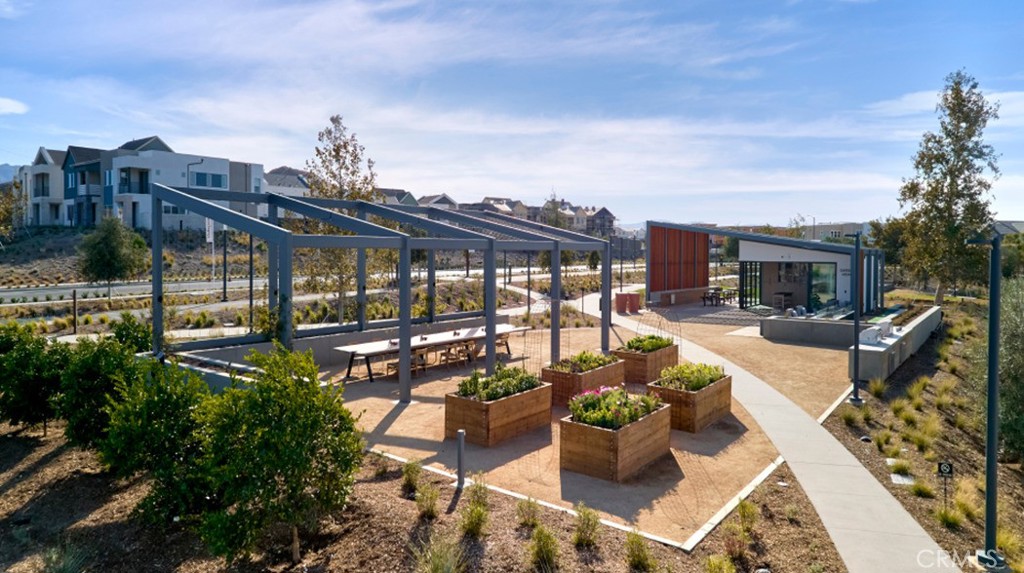 Jewel at Valencia - Residential